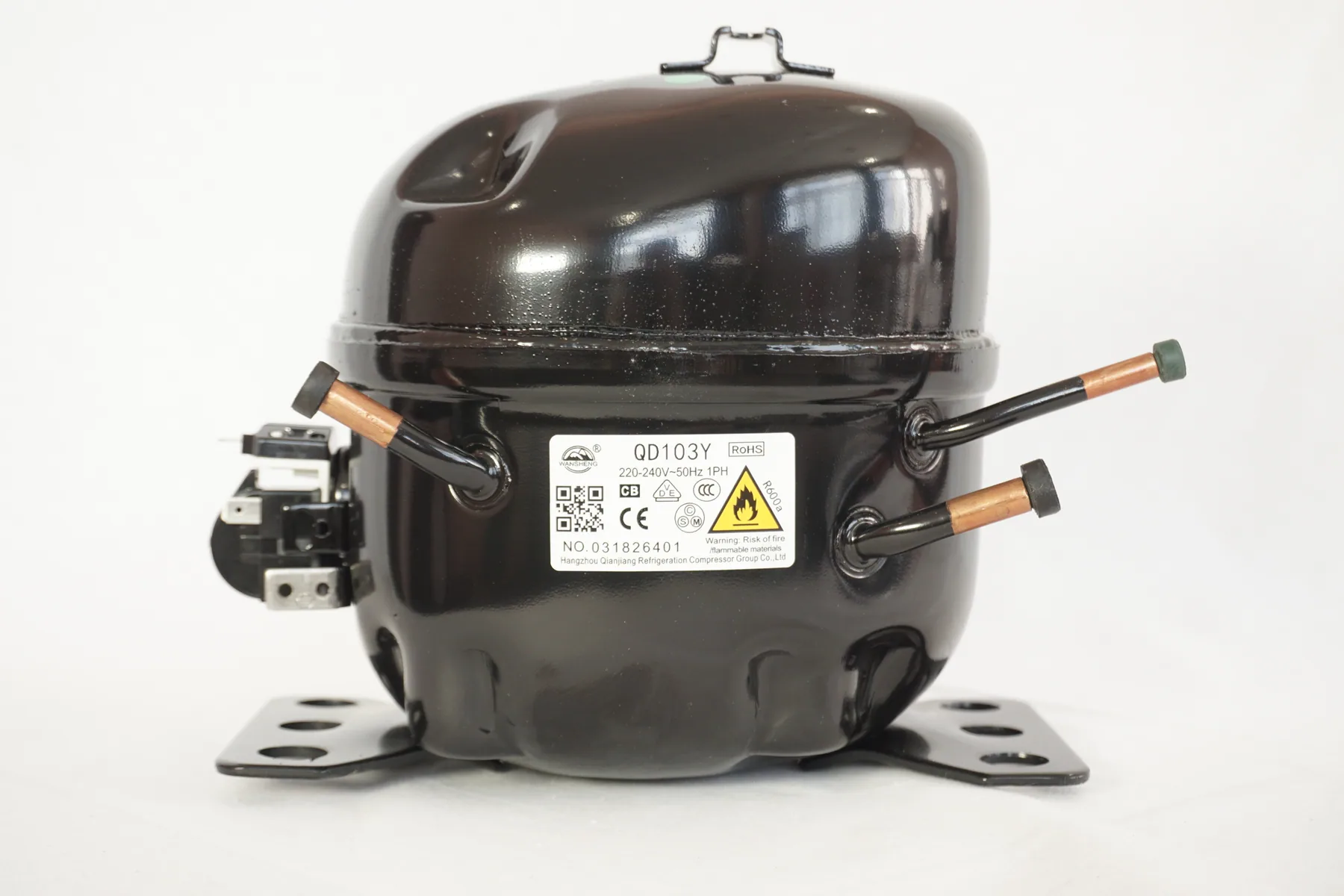 Компрессор для холодильнка Wansheng QD103Y R600a 168Вт Китай (в инд.уп.) аналог WS98YV, 95АА