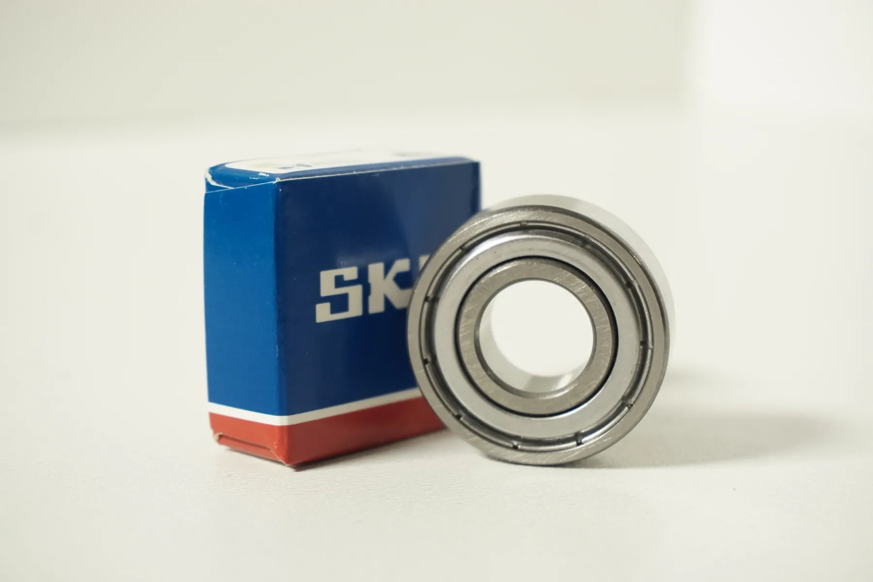 Подшипник для стиральной машины № 180202 (6202-ZZ) SKF